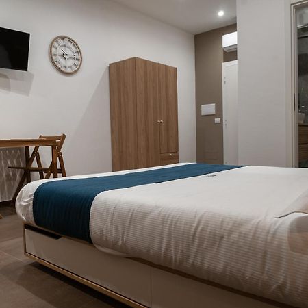 Suite 18 Luxury Apartments Bari Exterior photo